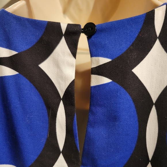Suzy Shier XS Dress with Patern - Picture 9 of 11